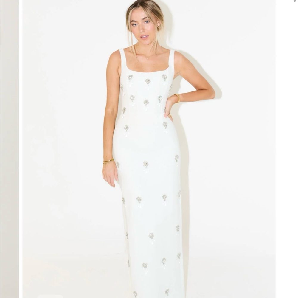 Elegant White Embellished Skirt Set